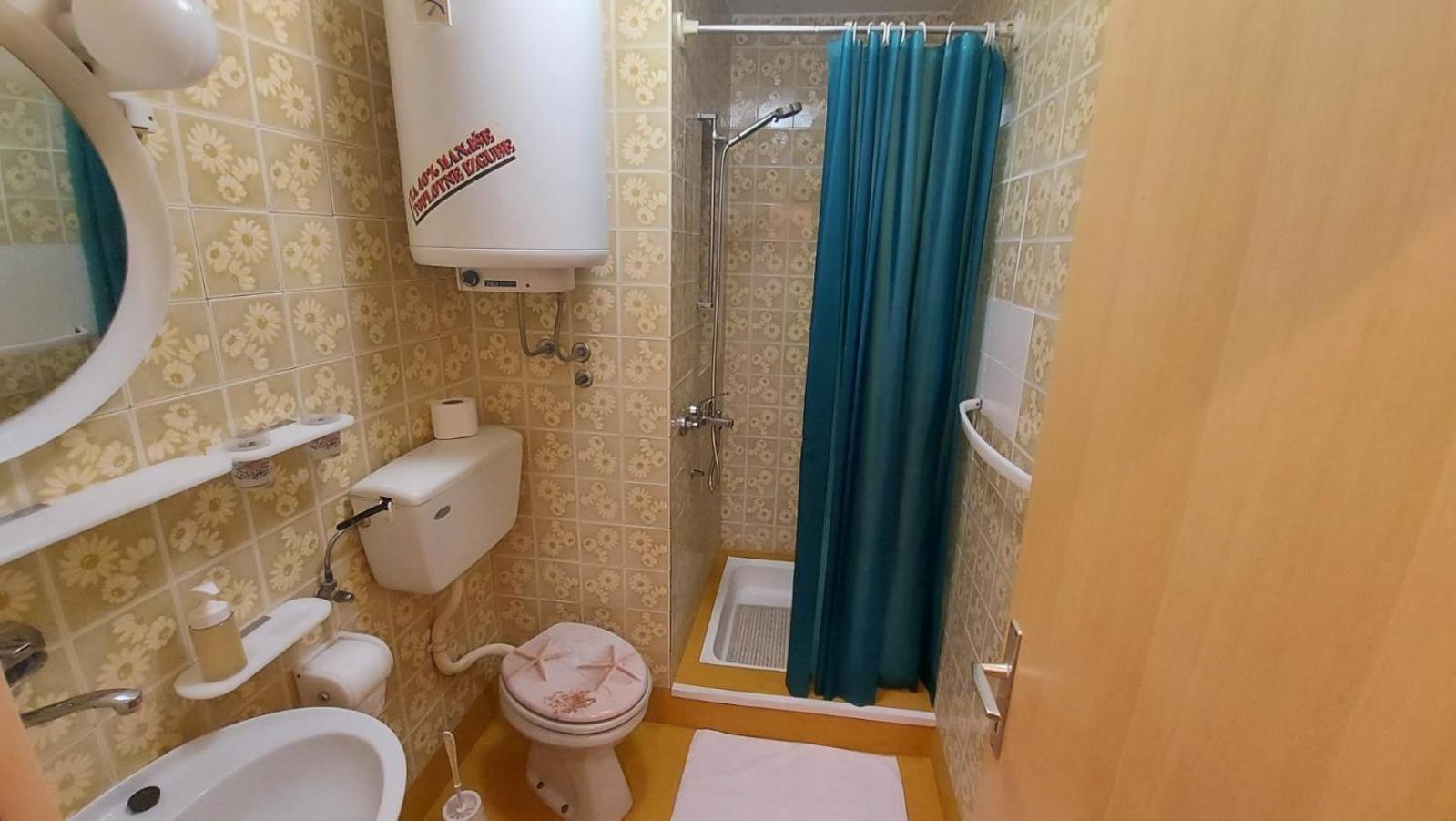 Hotel House Lanterna Pag Pag Town Zimmer foto